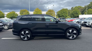 2026 Volvo Twin Motor 106kWh Ultra Auto 4WD 5-door (Black) - Image: 4