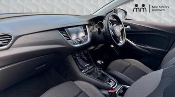 2020 Vauxhall Turbo SRi Nav Euro 6 5-door (Blue) - Image: 2