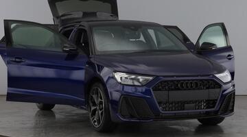 2026 Audi Sportback Black Edition 30 TFSI 116 PS S tronic (Blue) - Image: 9