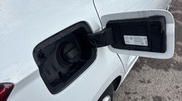 2021 SEAT 1.0 TSI FR Euro 6 5-door (White) - Image: 19