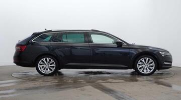 2023 Škoda 2.0 TDI SE L DSG Euro 6 5-door (Black) - Image: 4