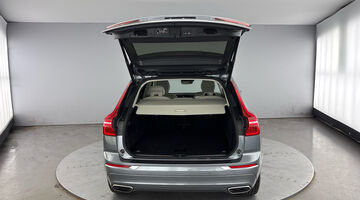 2021 Volvo 2.0h T6 Recharge 11.6kWh Inscription Expression Auto Euro 6 5-door (Grey) - Image: 13
