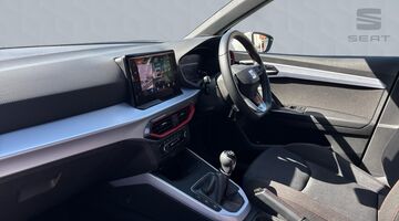 2024 SEAT 1.0 TSI FR Euro 6 5-door (White) - Image: 2