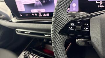 2026 Audi 2.0 TFSI Edition 1 S Tronic Euro 6 5-door (Red) - Image: 28