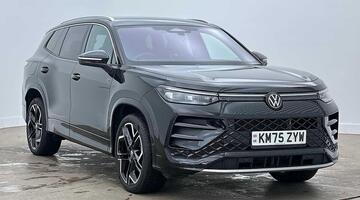 2025 Volkswagen TSI eHybrid 19.7kWh R-Line DSG Euro 6 5-door (Green) - Image: 1