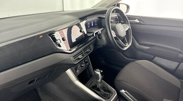 2024 Volkswagen 1.0 TSI Life DSG Euro 6 5-door (Black) - Image: 2