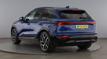 2026 Audi 100kWh Vorsprung Auto quattro 5-door (Blue) - Image: 3