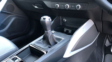 2025 Audi 1.0 TFSI 30 S line Euro 6 5-door (White) - Image: 11