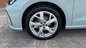 2026 SEAT 1.0 TSI FR Euro 6 5-door (Grey) - Image: 28