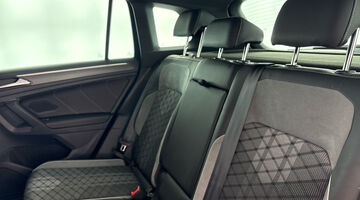 2023 Volkswagen TSI 13kWh R-Line DSG Euro 6 5-door (Blue) - Image: 38