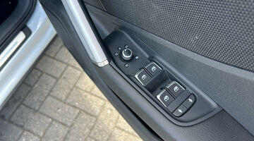 2025 Audi TFSI CoD 35 Black Edition S Tronic Euro 6 5-door (White) - Image: 13