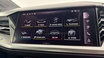 2025 Audi 40 Sport Auto 5-door 63kWh (Aurora violet) - Image: 18