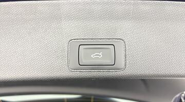 2026 CUPRA EHybrid 25.8kWh V2 DSG Euro 6 5-door (Blue) - Image: 32