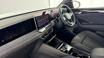 2026 Volkswagen ETSI 150 R-Line 5-door DSG (Grey) - Image: 2