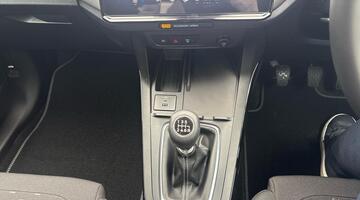 2026 Ford 1.0T EcoBoost MHEV Titanium Euro 6 5-door (Blue) - Image: 9