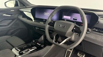 2026 Audi Q6 SUV Black Edition e-tron quattro 315,00 kW (Blue) - Image: 6