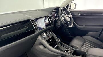2023 Škoda 2.0 TDI Laurin & Klement DSG 4WD Euro 6 5-door (7 Seat) (White) - Image: 2