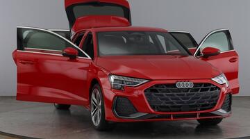2026 Audi Sportback S line TFSI e 204 PS S tronic (Red) - Image: 9