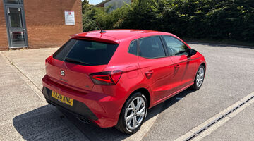 2026 SEAT 1.0 TSI FR Euro 6 5-door (Red) - Image: 14