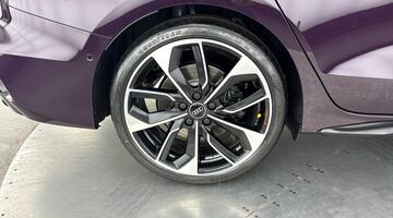 2026 Audi 2.0 TFSI Black Edition S Tronic quattro Euro 6 4-door (Audi exclusive paint finish) - Image: 5