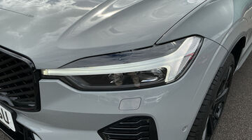 2026 Volvo 2.0 T8 18.8kWh Ultra Black Edition Auto Euro 6 5-door (Grey) - Image: 18