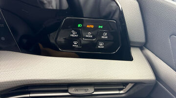 2025 Volkswagen TSI Style Euro 6 5-door (Blue) - Image: 28