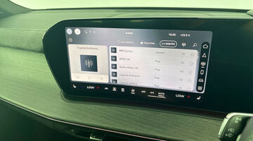 2025 Audi TFSI Edition 1 S Tronic Euro 6 5-door (Green) - Image: 15