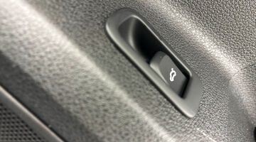 2026 Audi TFSI CoD 35 S line S Tronic Euro 6 5-door (Blue) - Image: 20