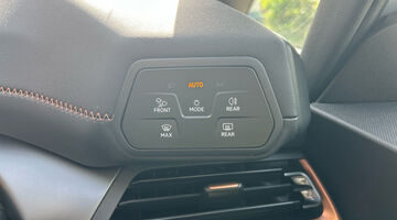 2026 CUPRA E-Boost 59kWh V1 Auto 5-door (Silver) - Image: 22