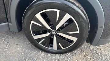 2026 Volkswagen Match 1.5 eTSI 150 PS 7-Speed DSG 5-door (Black) - Image: 24