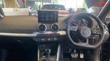 2026 Audi TFSI CoD 35 Black Edition S Tronic Euro 6 5-door (Black) - Image: 16