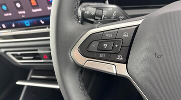 2026 Volkswagen ETSI MHEV Elegance DSG Euro 6 5-door (Black) - Image: 22