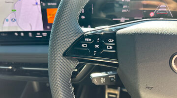 2026 Audi Sportback S line e-tron 210,00 kW (White) - Image: 24