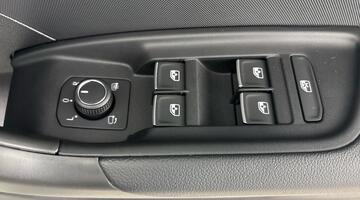 2026 Audi Sportback S line 35 TFSI 150 PS S tronic (Silver) - Image: 19