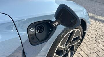 2026 Audi 105kWh Auto quattro 4-door (Grey) - Image: 24