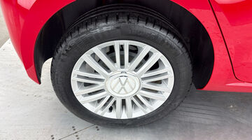 2021 Volkswagen 1.0 Euro 6 5-door (Red) - Image: 23
