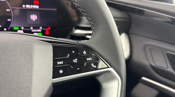 2025 Audi 2.0 TDI Sport S Tronic quattro Euro 6 5-door (Black) - Image: 29