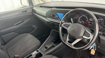 2022 Volkswagen 2.0 TDI C20 Commerce Plus DSG SWB Euro 6 5-door (White) - Image: 6