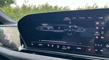 2025 Audi 2.0 TFSI Edition 1 Saloon S Tronic Euro 6 5-door (Red) - Image: 36
