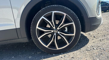 2026 Volkswagen 1.0 TSI Style Euro 6 5-door (Grey) - Image: 4