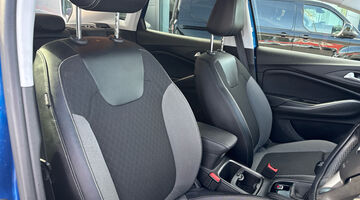 2020 Vauxhall Turbo SRi Nav Euro 6 5-door (Blue) - Image: 31