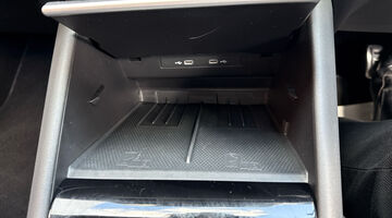2024 Volkswagen ETSI MHEV R-Line DSG Euro 6 5-door (Black) - Image: 30