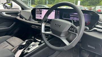 2026 Audi Technik e-hybrid quattro 299 PS S tronic (White) - Image: 16