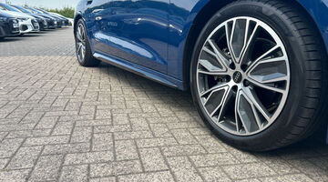 2026 Audi S line TFSI 204 PS S tronic (Blue) - Image: 19