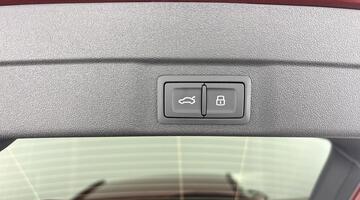 2026 Audi 2.0 TFSI Edition 1 S Tronic Euro 6 5-door (Red) - Image: 37