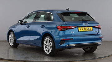 2021 Audi TFSIe 40 Sport Sportback S Tronic Euro 6 5-door 13kWh (Blue) - Image: 3