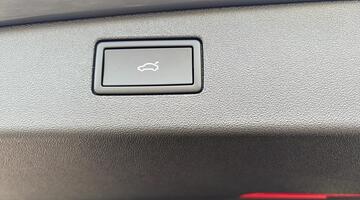 2026 Volkswagen Match 1.5 eTSI 150 PS 7-Speed DSG 5-door (Grey) - Image: 17