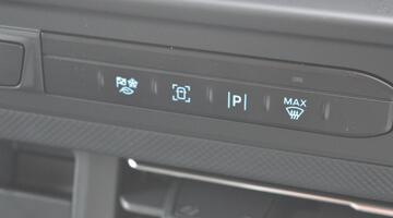 2026 Ford 340 71kWh Limited Auto L2 H1 5-door (Grey) - Image: 15
