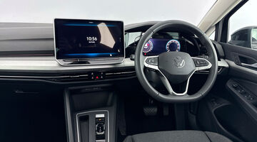2025 Volkswagen TSI eHybrid 19.7kWh Match DSG Euro 6 5-door (Black) - Image: 9