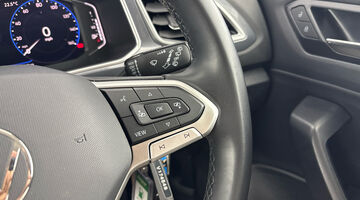 2025 Volkswagen TSI Style Euro 6 5-door (Silver) - Image: 27
